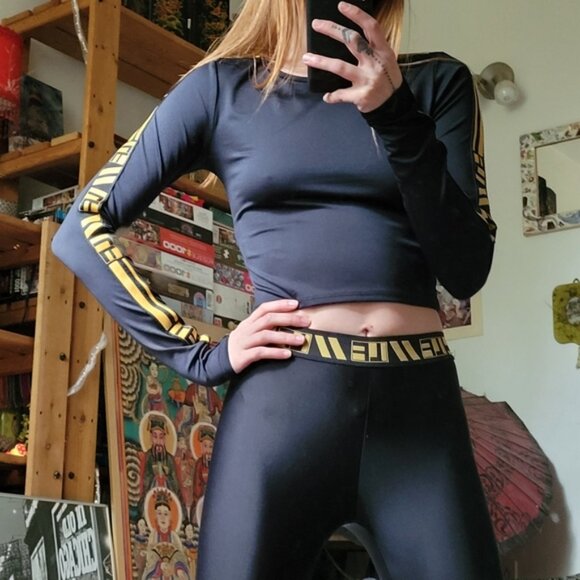 LF Los Angeles 2 piece crop top legging stretchy black and yellow suit -XS - Picture 2 of 7
